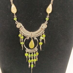 Women Beautiful Silver Tone and Moss Agate Stone Artisan Made Bohemian Necklace